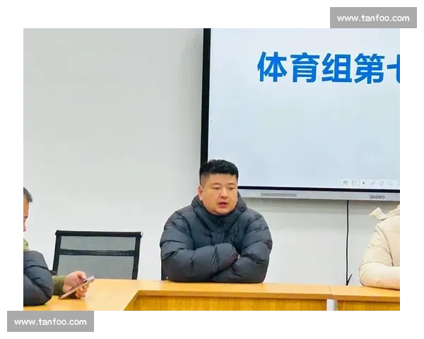 团结拼搏共创辉煌 体育团队合作精神全面提升